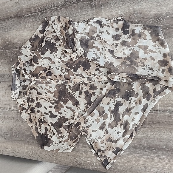 PrettyLittleThing Brown Cow Print Beach Flares and Shirt Set Size 2 - Picture 3 of 12